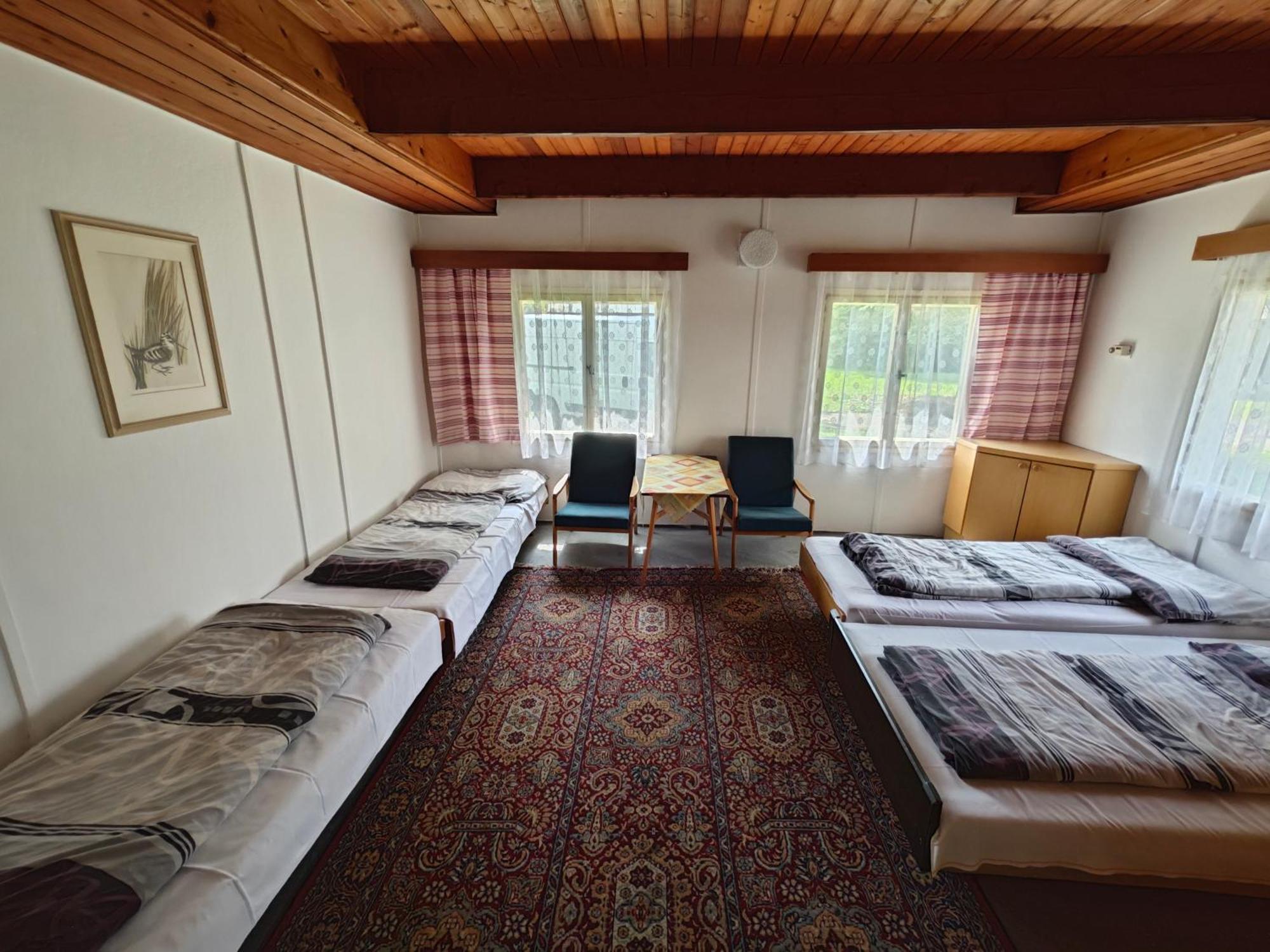 Вилла Bungalovy Roznov Рожнов-под-Радгоштем Экстерьер фото
